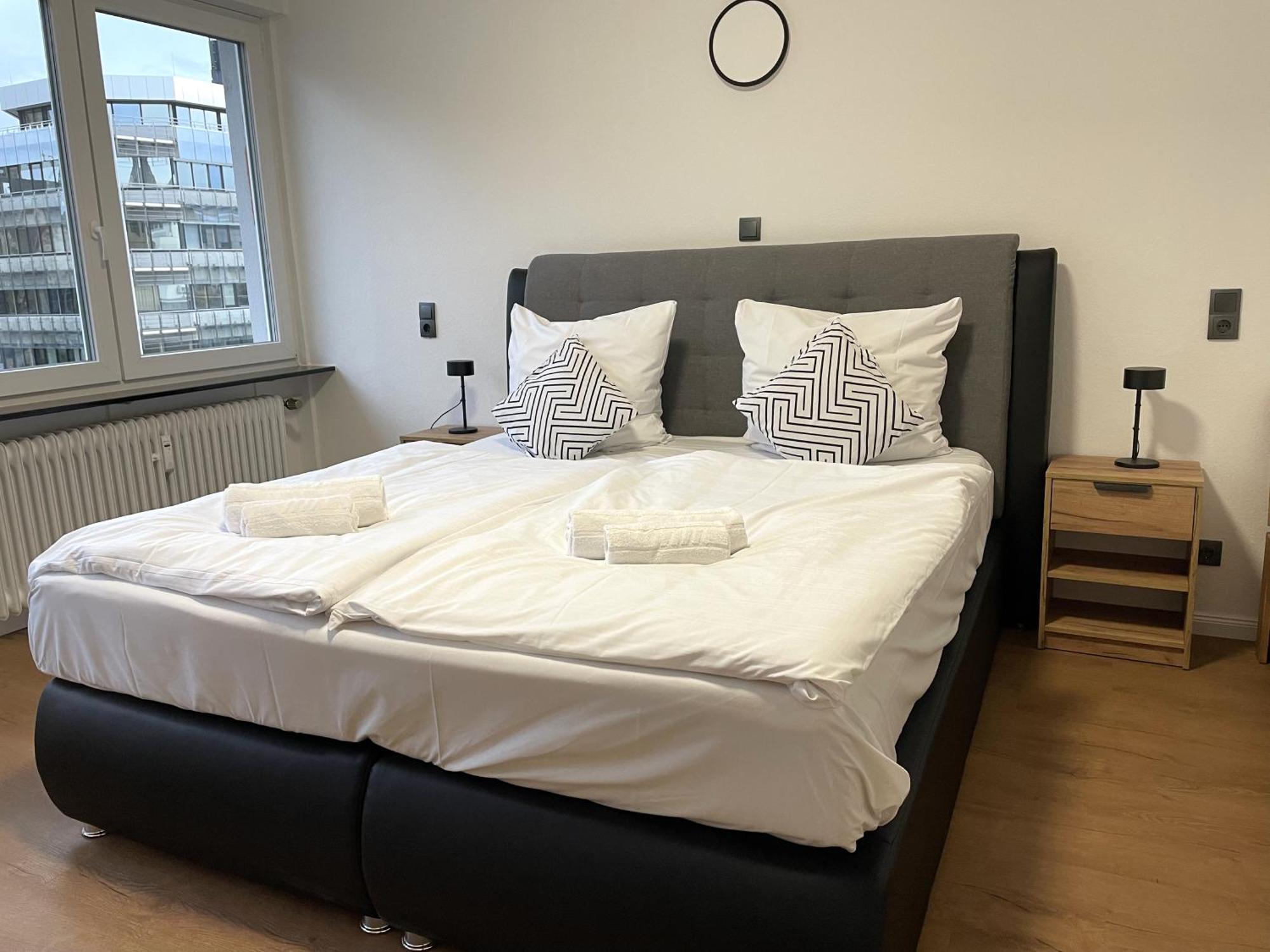 Urbansuites - Stylish Apartments I Koblenz Center I Kitchen I Up To 115M2 מראה חיצוני תמונה